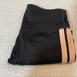 L'URV Joggers Striped Size Small